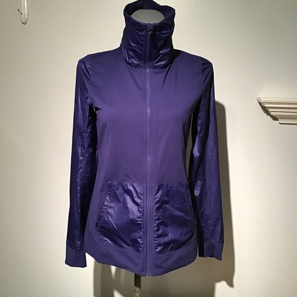 Under Armour Jackets & Blazers - Under Armour Fitted Purple Running Workout Zip Up Jacket